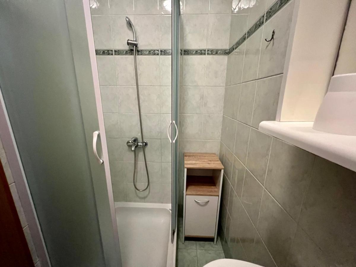 Apartments Villa Emilija Супетарска-Драга Экстерьер фото